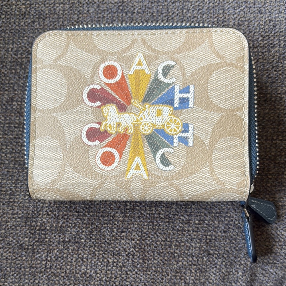 Coach Small double zip wallet with 🌈 logo